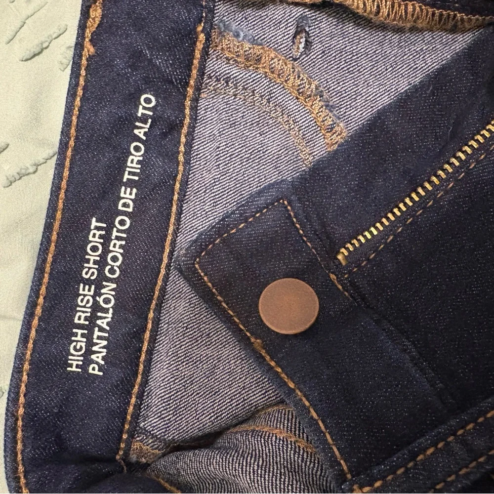 Wild Fable Dark Blue Jean Shorts - Picture 4 of 4